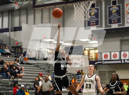 Thumbnail 3 in South Bend Washington vs. Noblesville (Sneakers for Santa Shootout) photogallery.