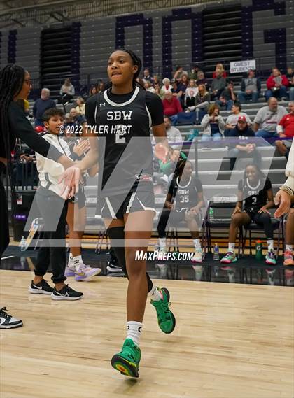 Thumbnail 1 in South Bend Washington vs. Noblesville (Sneakers for Santa Shootout) photogallery.