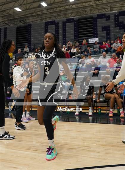 Thumbnail 3 in South Bend Washington vs. Noblesville (Sneakers for Santa Shootout) photogallery.