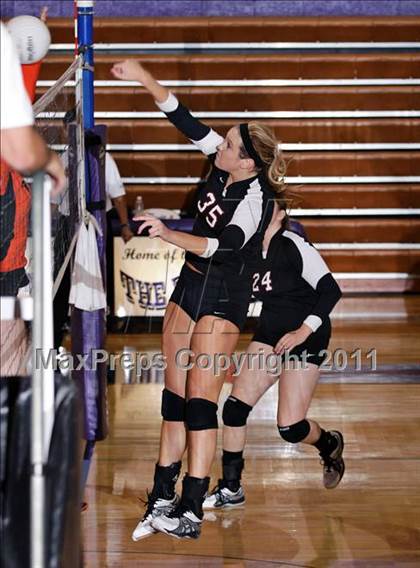 Thumbnail 1 in Morristown-Hamblen West vs Morristown-Hamblem East  (D Semifinals) photogallery.
