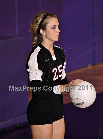 Thumbnail 3 in Morristown-Hamblen West vs Morristown-Hamblem East  (D Semifinals) photogallery.