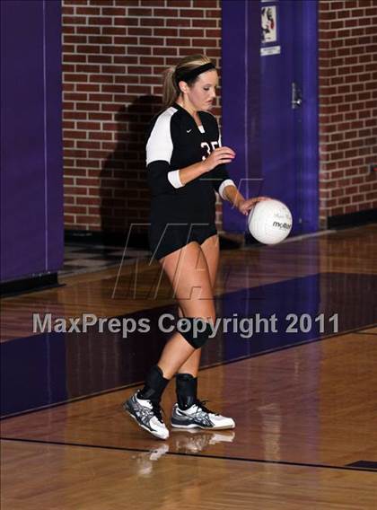 Thumbnail 3 in Morristown-Hamblen West vs Morristown-Hamblem East  (D Semifinals) photogallery.