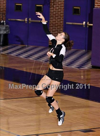 Thumbnail 1 in Morristown-Hamblen West vs Morristown-Hamblem East  (D Semifinals) photogallery.