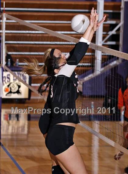 Thumbnail 2 in Morristown-Hamblen West vs Morristown-Hamblem East  (D Semifinals) photogallery.