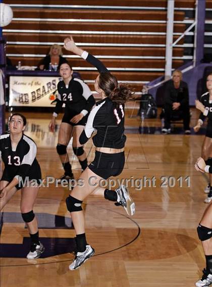 Thumbnail 2 in Morristown-Hamblen West vs Morristown-Hamblem East  (D Semifinals) photogallery.