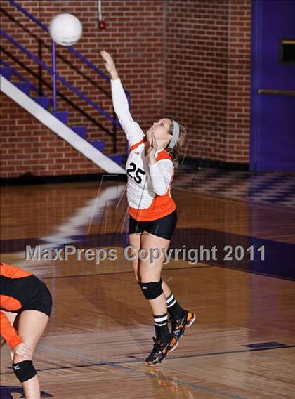 Thumbnail 3 in Morristown-Hamblen West vs Morristown-Hamblem East  (D Semifinals) photogallery.