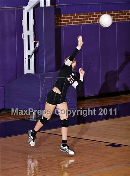 Thumbnail 1 in Morristown-Hamblen West vs Morristown-Hamblem East  (D Semifinals) photogallery.