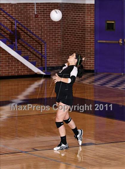 Thumbnail 3 in Morristown-Hamblen West vs Morristown-Hamblem East  (D Semifinals) photogallery.
