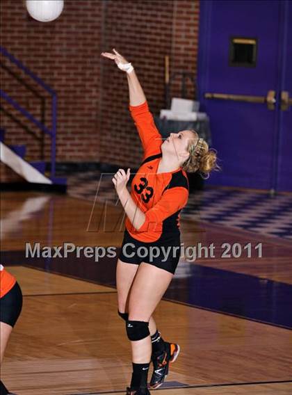 Thumbnail 2 in Morristown-Hamblen West vs Morristown-Hamblem East  (D Semifinals) photogallery.