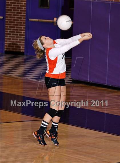 Thumbnail 1 in Morristown-Hamblen West vs Morristown-Hamblem East  (D Semifinals) photogallery.