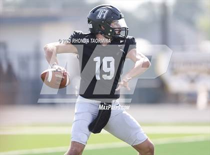 Thumbnail 1 in Lamar Consolidated @ Randle photogallery.