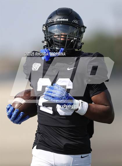 Thumbnail 3 in Lamar Consolidated @ Randle photogallery.