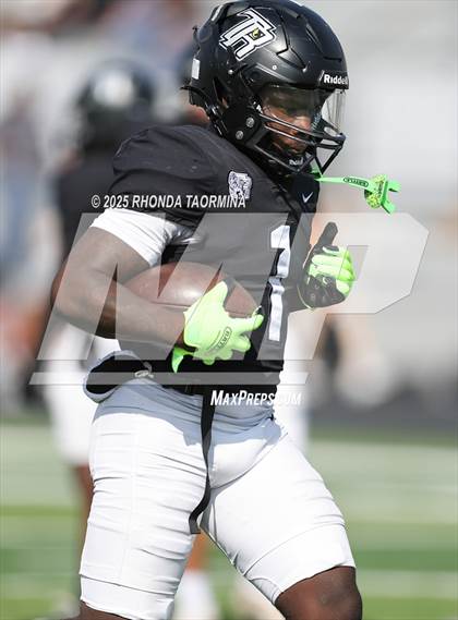 Thumbnail 2 in Lamar Consolidated @ Randle photogallery.