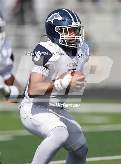 Thumbnail 3 in Lamar Consolidated @ Randle photogallery.