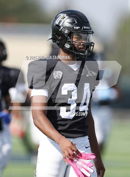 Thumbnail 3 in Lamar Consolidated @ Randle photogallery.