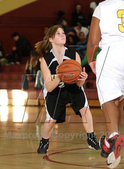 Thumbnail 3 in Golden Sierra @ Encina Prep photogallery.