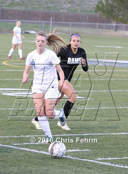 Thumbnail 1 in Green Mountain vs. Rampart  photogallery.