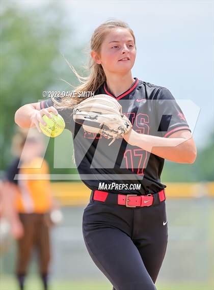 Thumbnail 1 in Mid-Prairie vs Linn-Mar (Linn-Mar / Alburnett Tournament) photogallery.