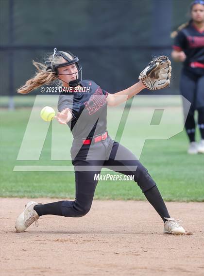 Thumbnail 2 in Mid-Prairie vs Linn-Mar (Linn-Mar / Alburnett Tournament) photogallery.