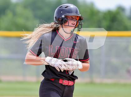 Thumbnail 2 in Mid-Prairie vs Linn-Mar (Linn-Mar / Alburnett Tournament) photogallery.