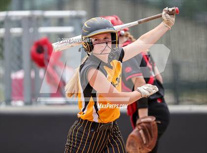 Thumbnail 1 in Mid-Prairie vs Linn-Mar (Linn-Mar / Alburnett Tournament) photogallery.