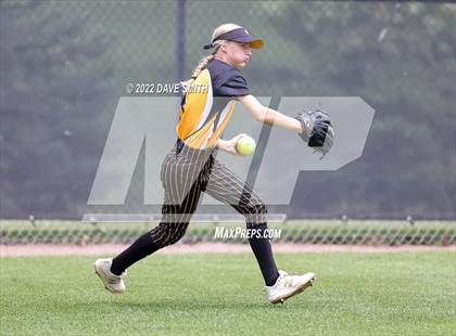 Thumbnail 2 in Mid-Prairie vs Linn-Mar (Linn-Mar / Alburnett Tournament) photogallery.