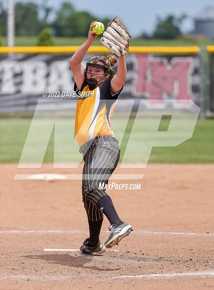 Thumbnail 3 in Mid-Prairie vs Linn-Mar (Linn-Mar / Alburnett Tournament) photogallery.