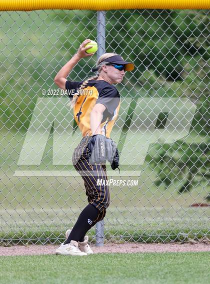 Thumbnail 2 in Mid-Prairie vs Linn-Mar (Linn-Mar / Alburnett Tournament) photogallery.