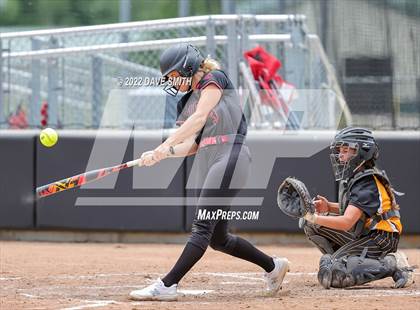 Thumbnail 1 in Mid-Prairie vs Linn-Mar (Linn-Mar / Alburnett Tournament) photogallery.
