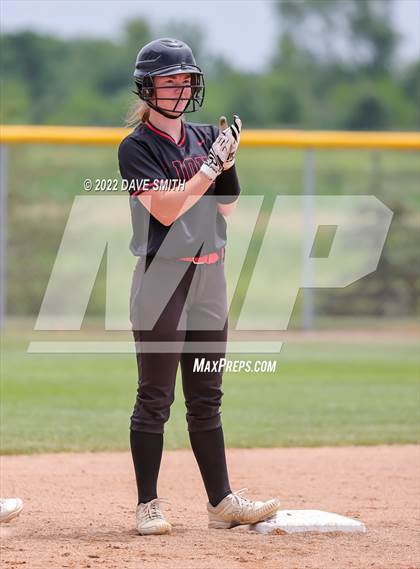 Thumbnail 1 in Mid-Prairie vs Linn-Mar (Linn-Mar / Alburnett Tournament) photogallery.