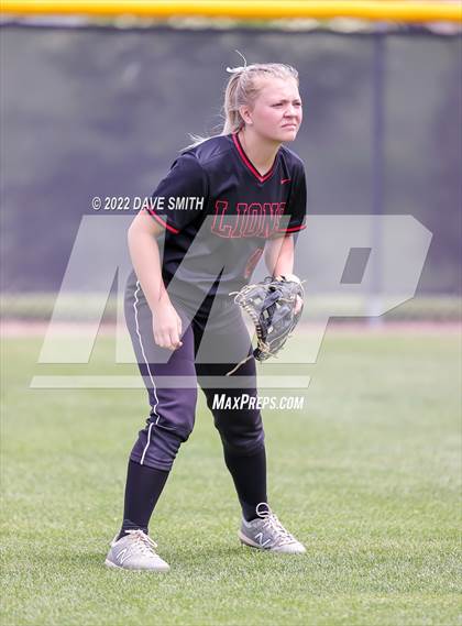 Thumbnail 1 in Mid-Prairie vs Linn-Mar (Linn-Mar / Alburnett Tournament) photogallery.