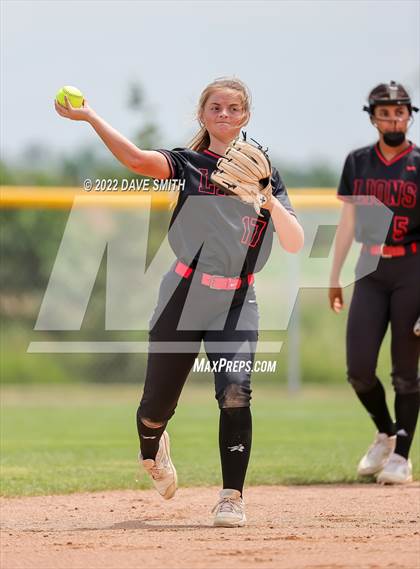 Thumbnail 3 in Mid-Prairie vs Linn-Mar (Linn-Mar / Alburnett Tournament) photogallery.
