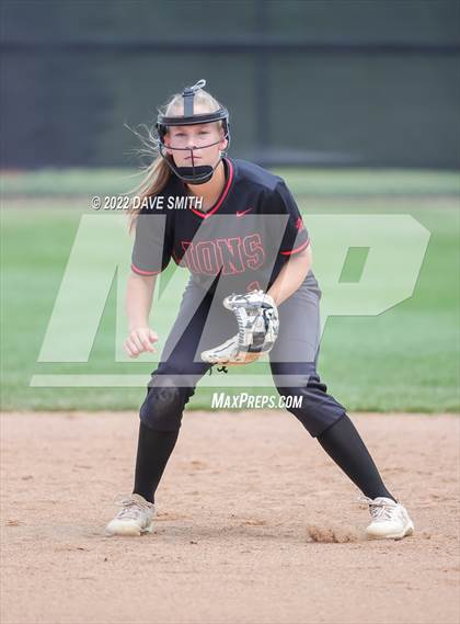 Thumbnail 3 in Mid-Prairie vs Linn-Mar (Linn-Mar / Alburnett Tournament) photogallery.