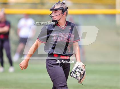 Thumbnail 1 in Mid-Prairie vs Linn-Mar (Linn-Mar / Alburnett Tournament) photogallery.