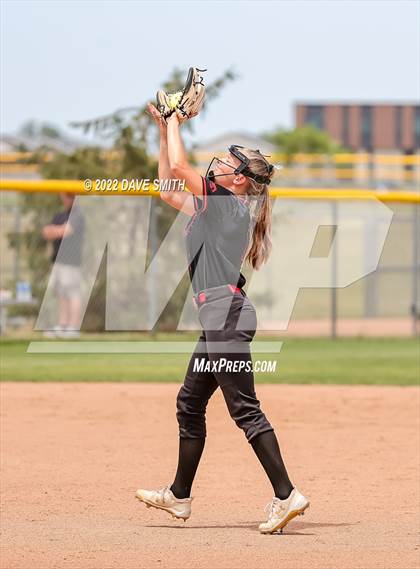 Thumbnail 2 in Mid-Prairie vs Linn-Mar (Linn-Mar / Alburnett Tournament) photogallery.