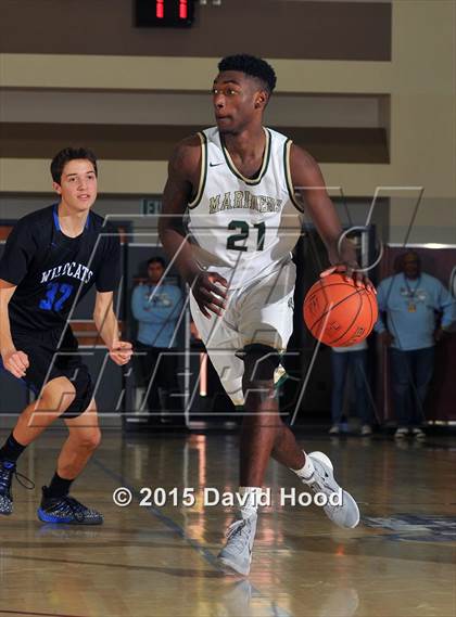 Thumbnail 1 in Moreau Catholic vs. Windward (MaxPreps Holiday Classic) photogallery.