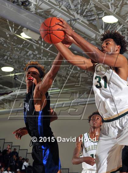 Thumbnail 2 in Moreau Catholic vs. Windward (MaxPreps Holiday Classic) photogallery.