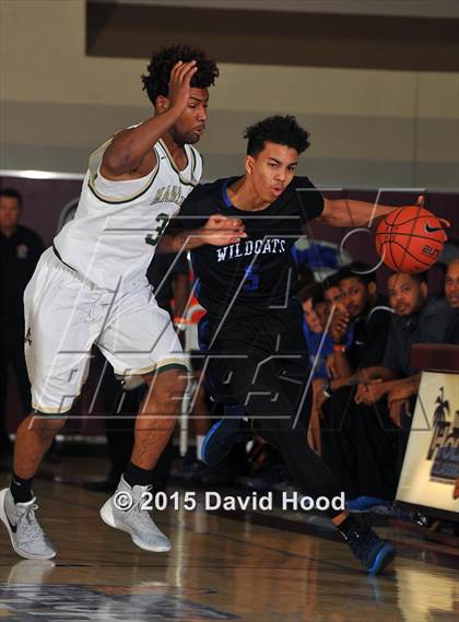 Thumbnail 2 in Moreau Catholic vs. Windward (MaxPreps Holiday Classic) photogallery.