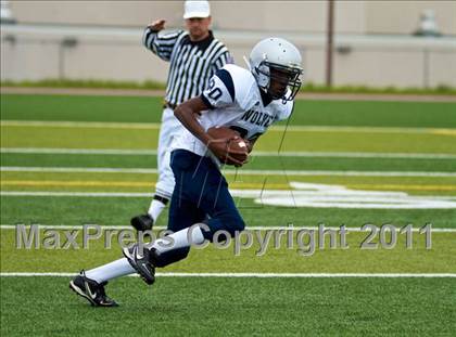 Thumbnail 3 in Eagle River vs Chugiak photogallery.