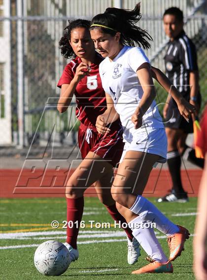 Thumbnail 1 in Duarte vs Concordia (CIF SS D6 Wildcard Playoff) photogallery.
