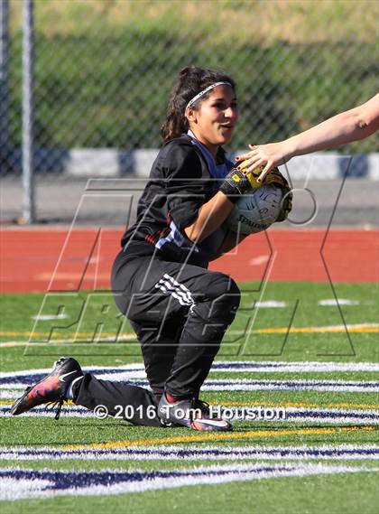 Thumbnail 1 in Duarte vs Concordia (CIF SS D6 Wildcard Playoff) photogallery.