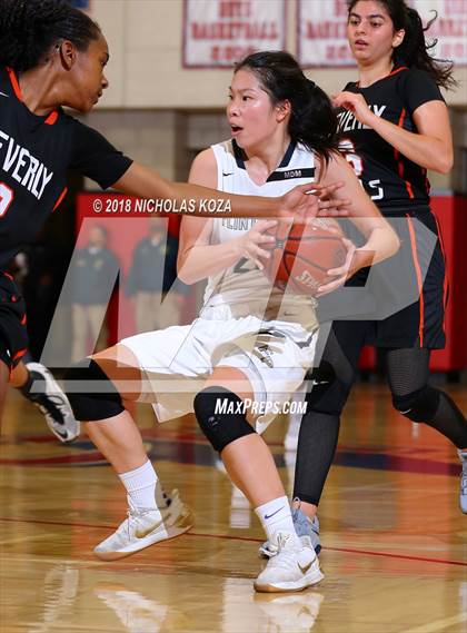 Thumbnail 2 in Beverly Hills vs Flintridge Prep (CIF SS Division 3A Finals) photogallery.