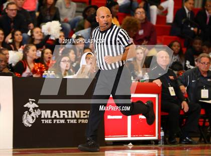 Thumbnail 2 in Beverly Hills vs Flintridge Prep (CIF SS Division 3A Finals) photogallery.