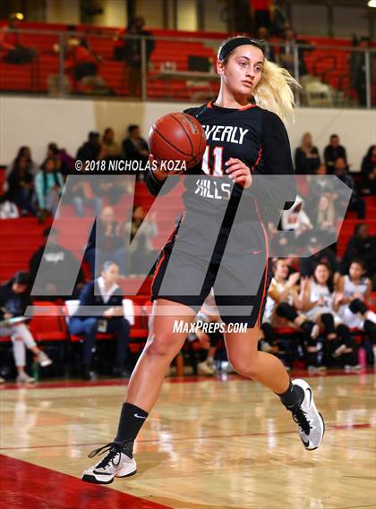 Thumbnail 3 in Beverly Hills vs Flintridge Prep (CIF SS Division 3A Finals) photogallery.
