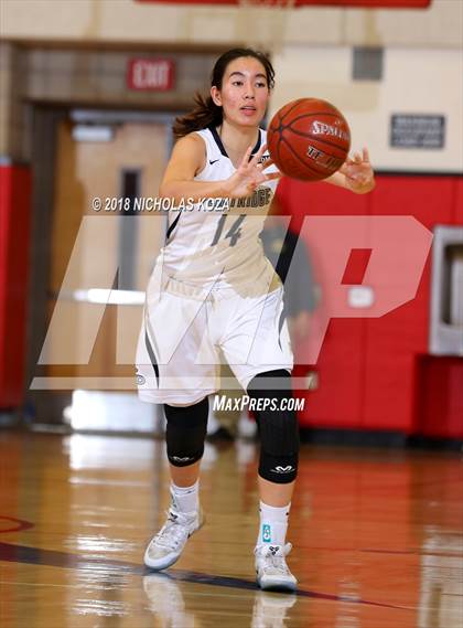 Thumbnail 3 in Beverly Hills vs Flintridge Prep (CIF SS Division 3A Finals) photogallery.