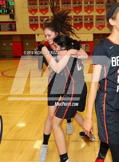 Thumbnail 3 in Beverly Hills vs Flintridge Prep (CIF SS Division 3A Finals) photogallery.