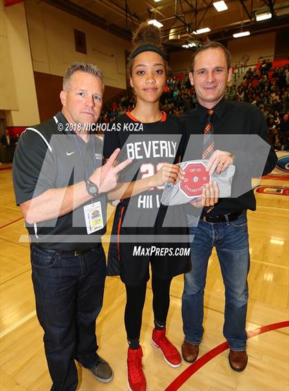 Thumbnail 3 in Beverly Hills vs Flintridge Prep (CIF SS Division 3A Finals) photogallery.