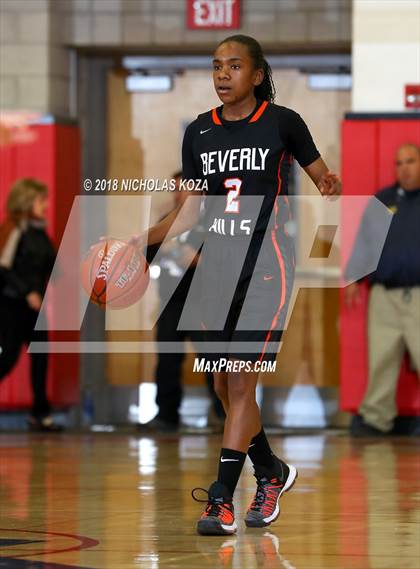 Thumbnail 2 in Beverly Hills vs Flintridge Prep (CIF SS Division 3A Finals) photogallery.