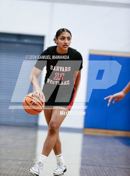 Thumbnail 2 in Harvard-Westlake vs Crenshaw (Riptide GBB Showcase) photogallery.