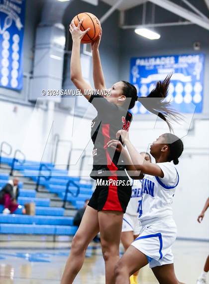 Thumbnail 3 in Harvard-Westlake vs Crenshaw (Riptide GBB Showcase) photogallery.